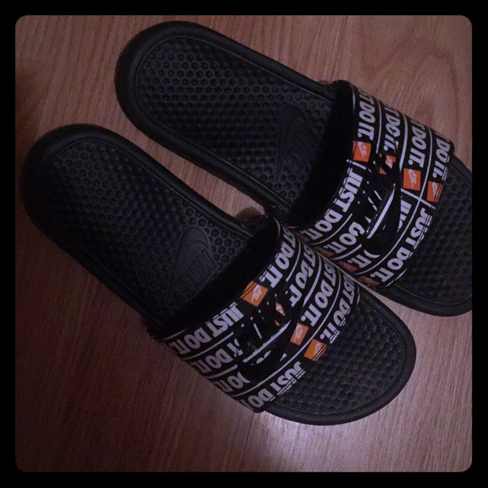Nike slides